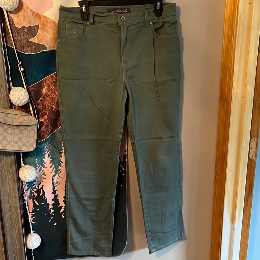 Green Women's Straight Leg Jeans